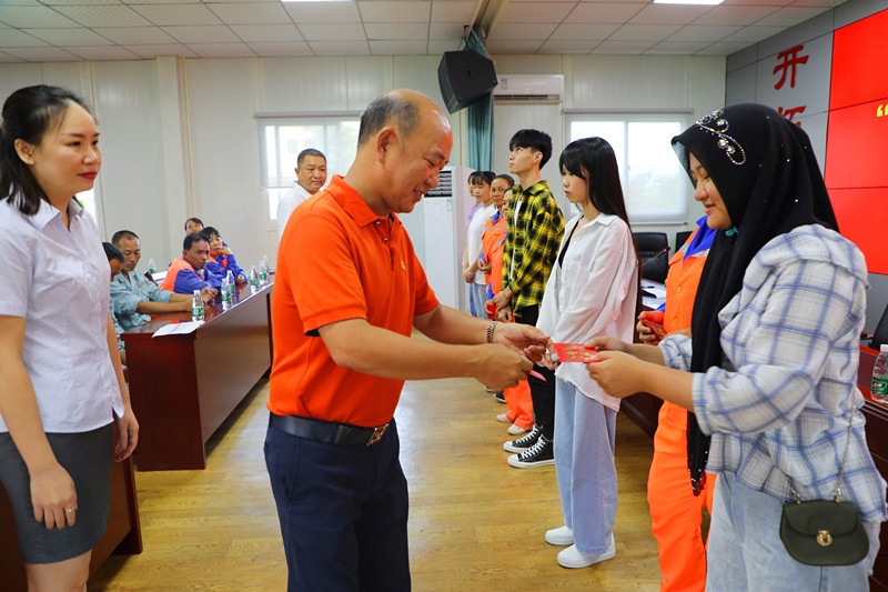 “金秋助學(xué)，圓夢明佳！”明佳集團黨支部及工會組織開展愛心助學(xué)活動！